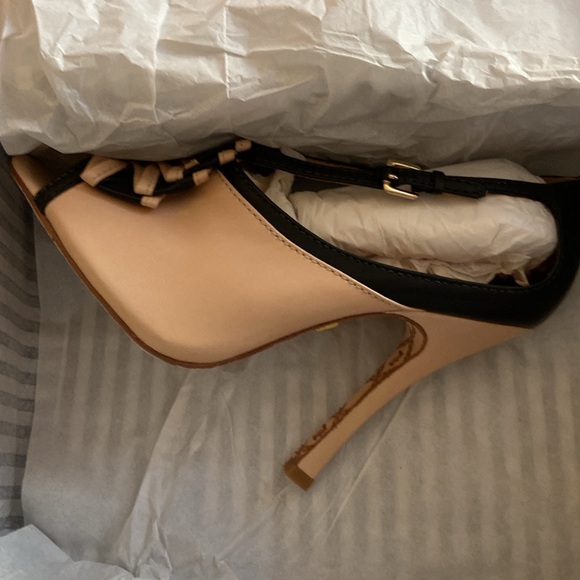 NIB L.A.M.B. Gwen Stefani Leather peep toe heels 10M Gorgeous! - Picture 10 of 16